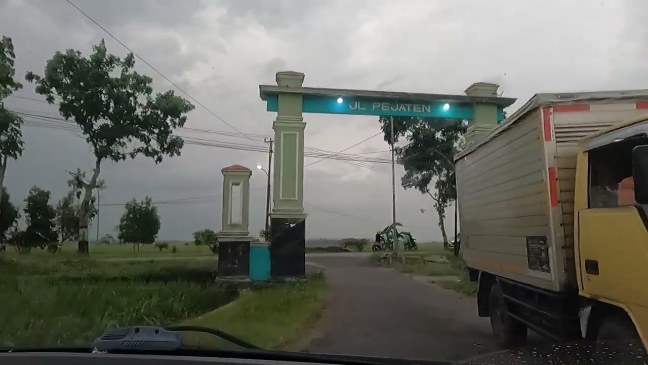 Lewat Adireja! Beginilah Suasana Jalan dari Adipala ke Kroya