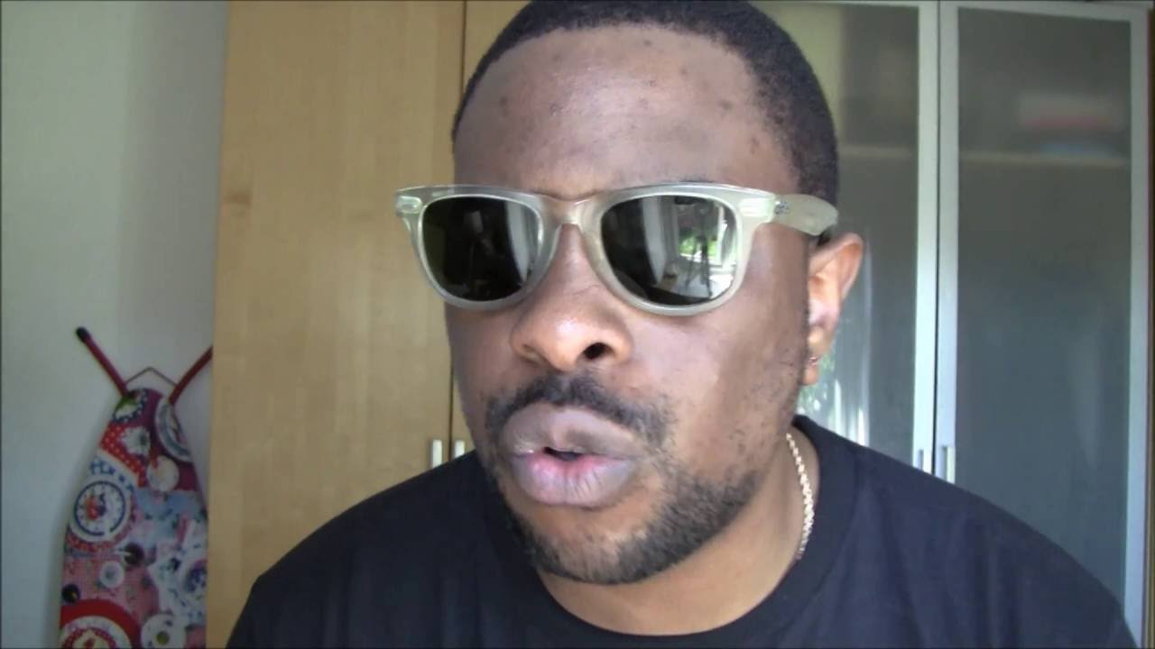 Fake Vintage Ray-Ban Wayfarer You Better Believe It
