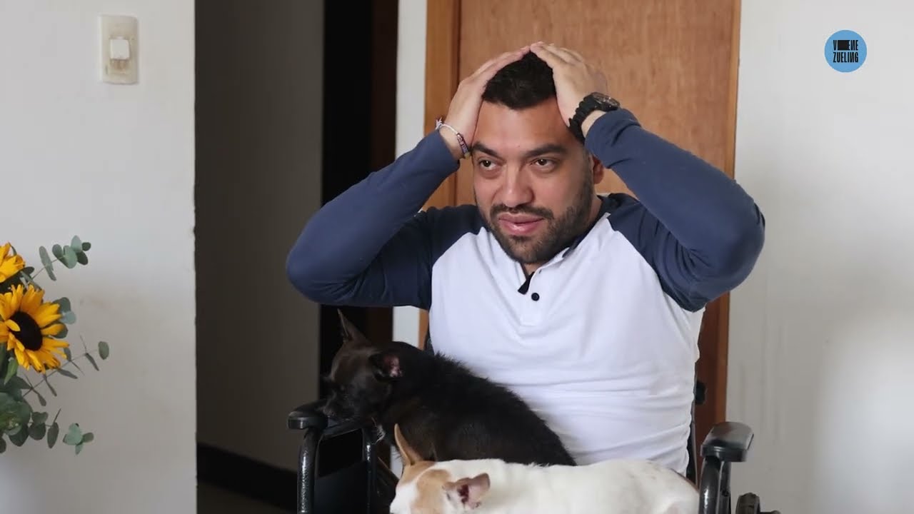 Condenado por una entrevista: el periodista que enterró a su mamá tras ser excarcelado en Venezuela