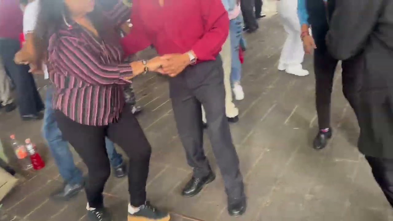 Domingos de Baile en la Alameda Central | Salsa, Cumbia y Más