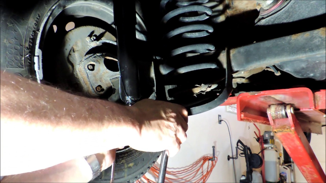 Yaris Echo Shock/Strut Replace Полный эпизод Все подробности