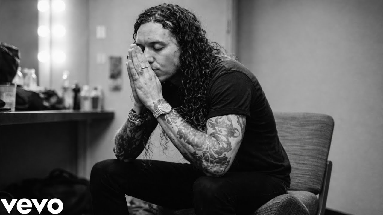 Brandon Lake – The Cross Still Speaks | Powerful Worship Anthem of Redemption & Grace