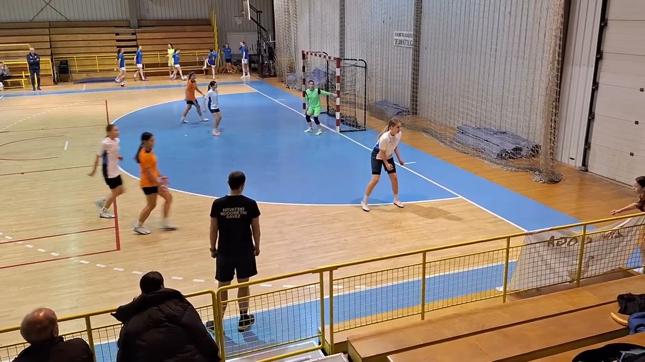 ŽNK Sloga Nova Gradiška - ŽNK Moslavina Kutina 0:1 (PIONIRKE); Turnir Slavonski Brod; FINALE