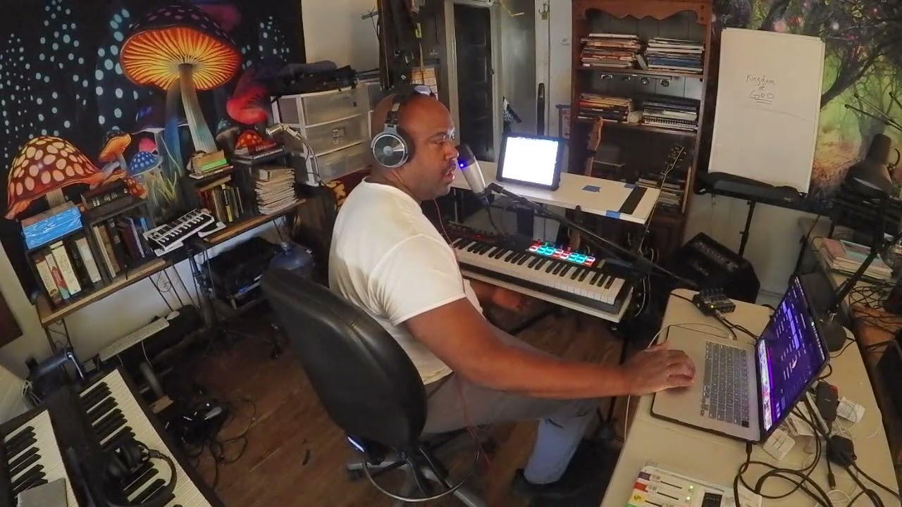 Charity (Cherish the Love) - A little 6-4-2 Chord Progression with Kool and the Gang