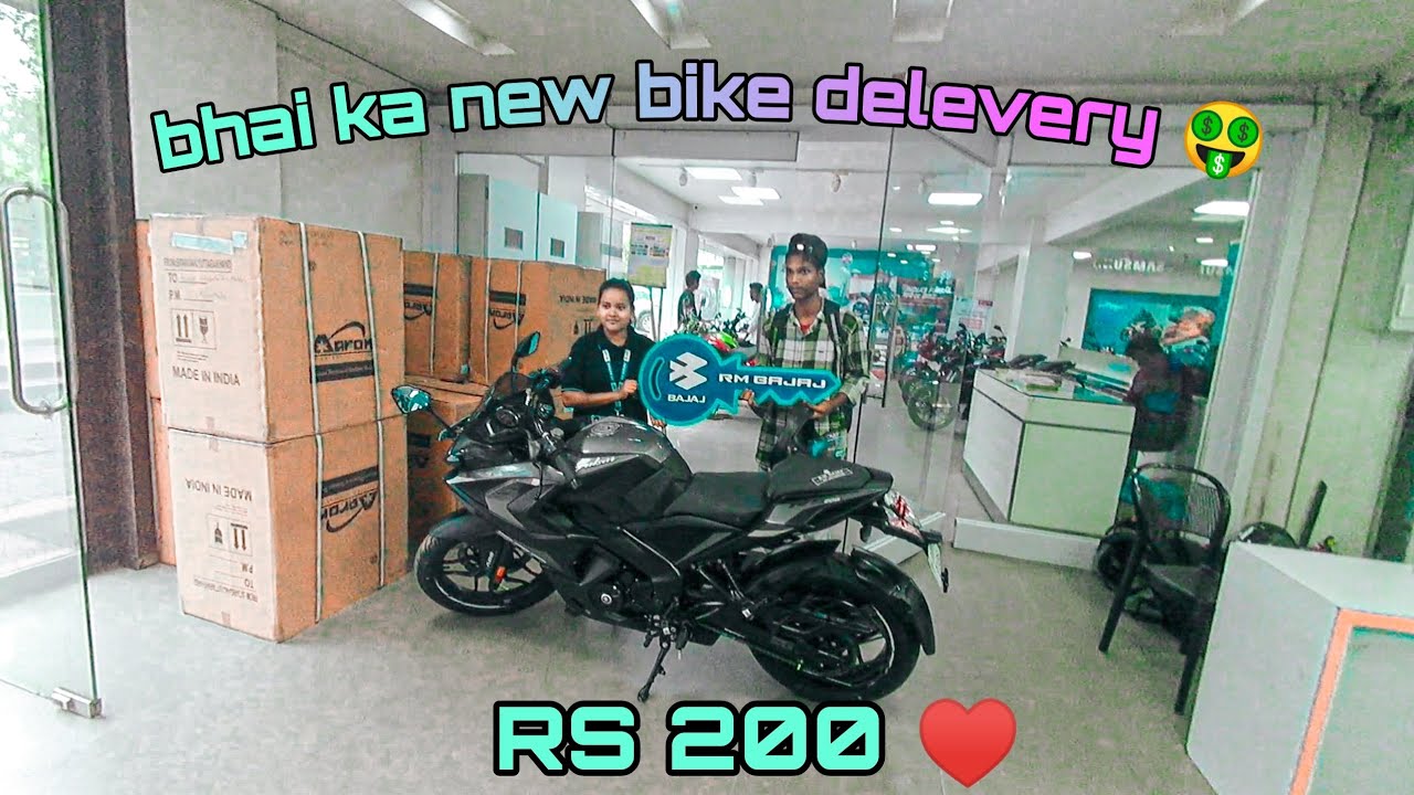 Bhai New bike delevery 🤑 the  #rs200  rourkela RM  Bajaj Udit nagar,rourkela  guys plz check out