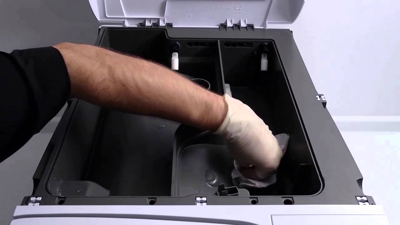 How to clean the water tanks for W&H LISA autoclave