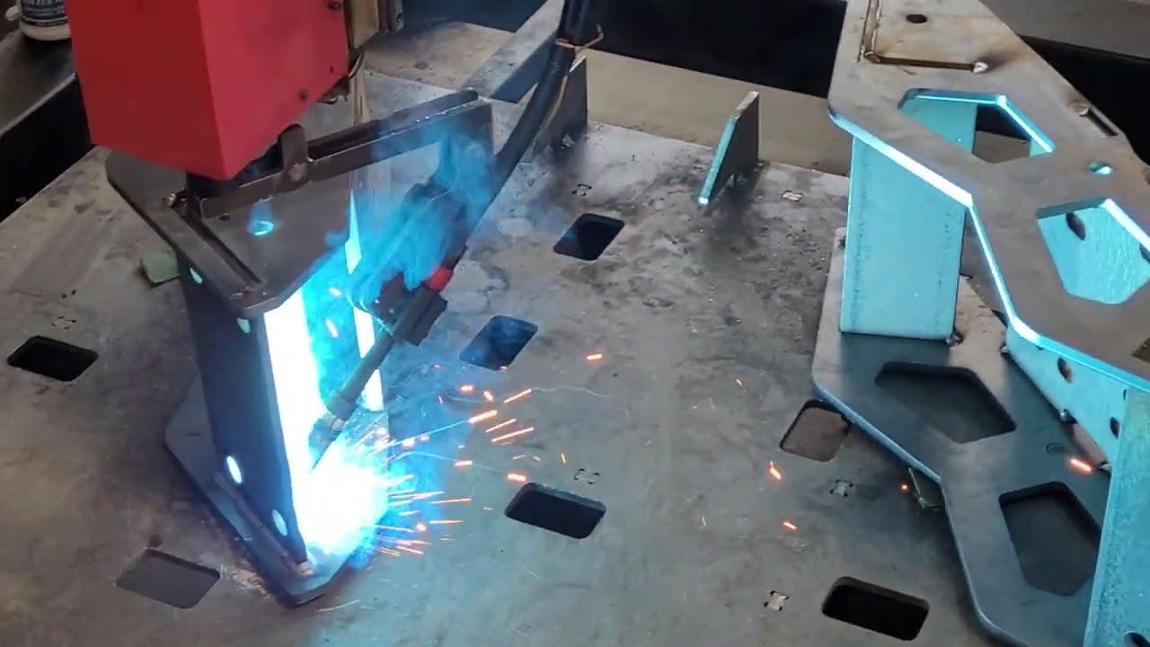 CNC 4 AXIS ROBOT MIG Welding Machine