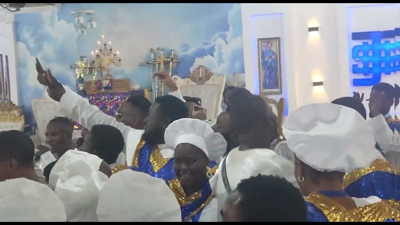 ALAYO MELODY SINGER AT CCC GENESIS CATHEDRAL LAGOS