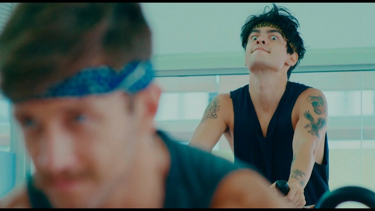 Vini Uehara - Stalkear (Clipe Oficial)