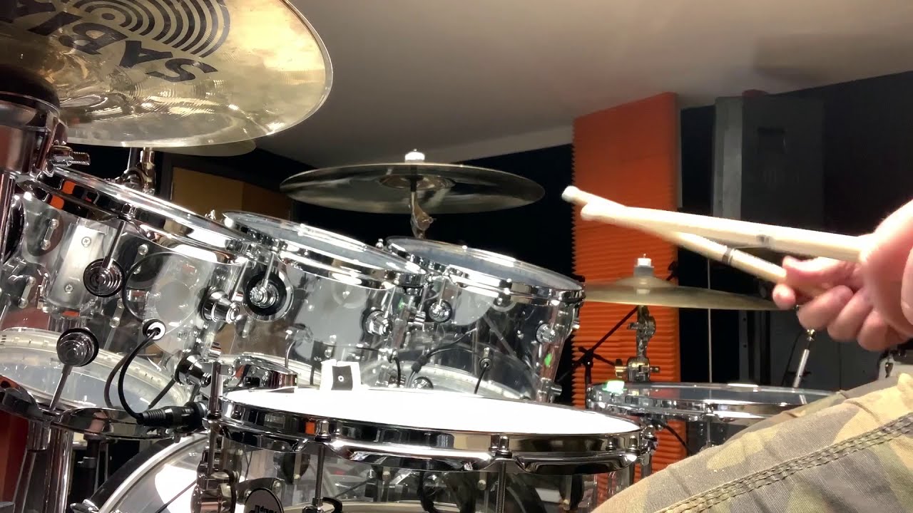 Natalie Imbruglia - Torn (Drum cover)