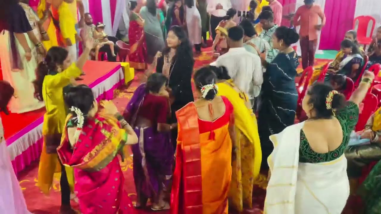 आई तुझा डोंगर बघ कीती सुंदर रंगाणे सजवील॥ nonstop haldi song plye by Aai jivdani musical group Kelva