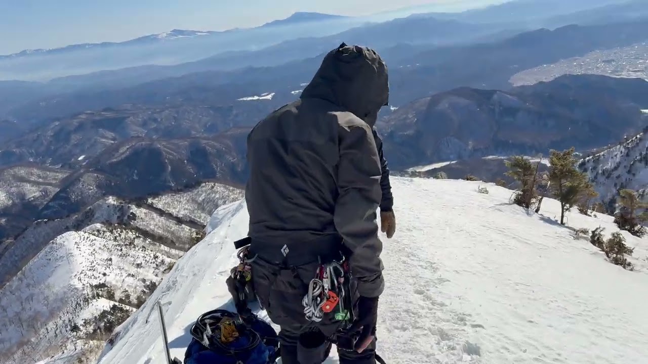 爺ヶ岳の東尾根はスゴイぞょ