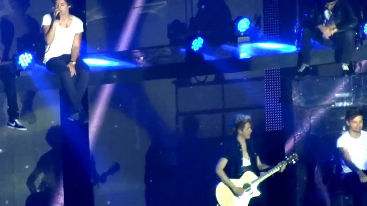 One Direction - Little Things (Herning, Denmark)