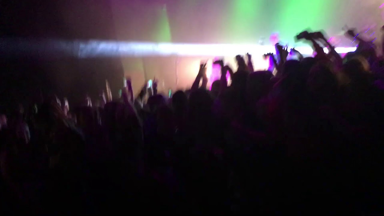 Tantrum- Waterparks Live