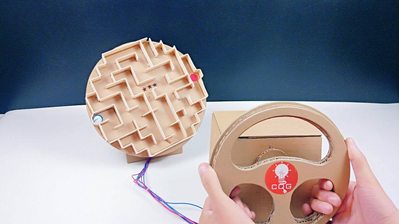 Steering wheel marble maze