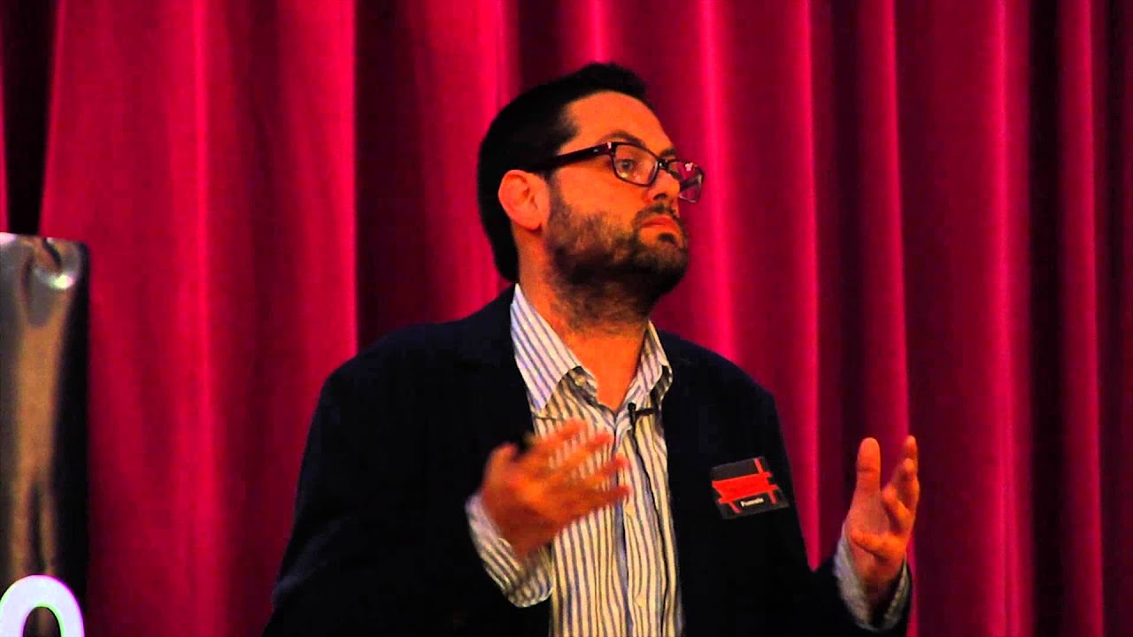 Nuestras ciudades desde el prisma de la psicología ambiental | Manolo Carmona | TEDxCuestadelBailio