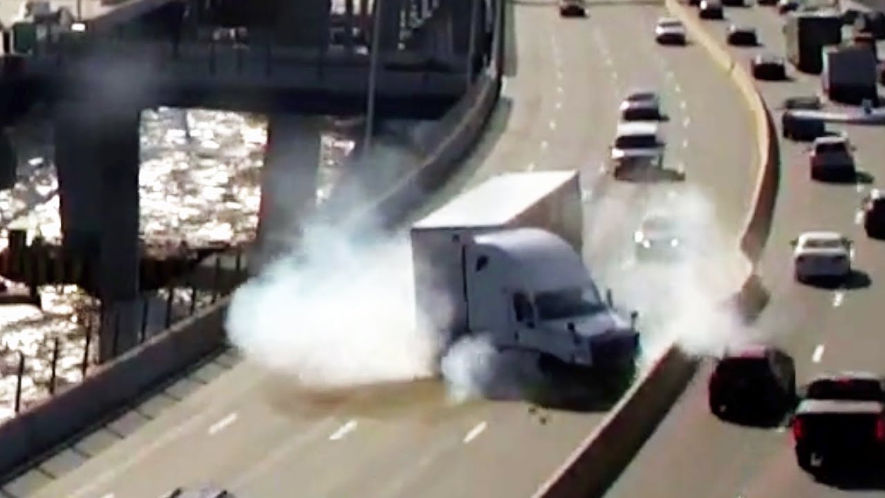 Semi Truck Blowout at Highway Speed | Real World Police: Roadcam
