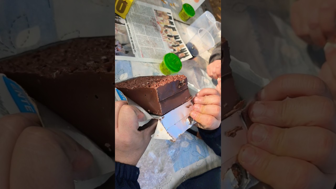 UN PEDAZITO DE TURRON 