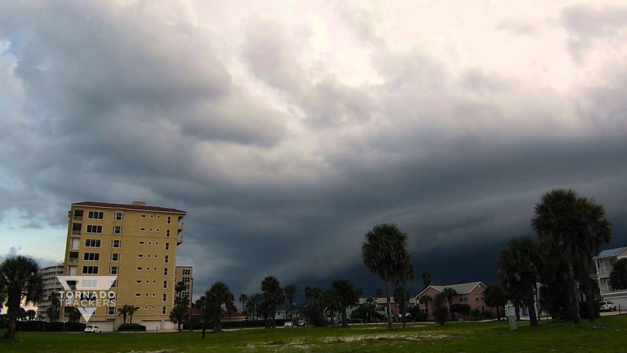 Incredible Shelf Cloud - Jacksonville Beach, FL 08/20/15