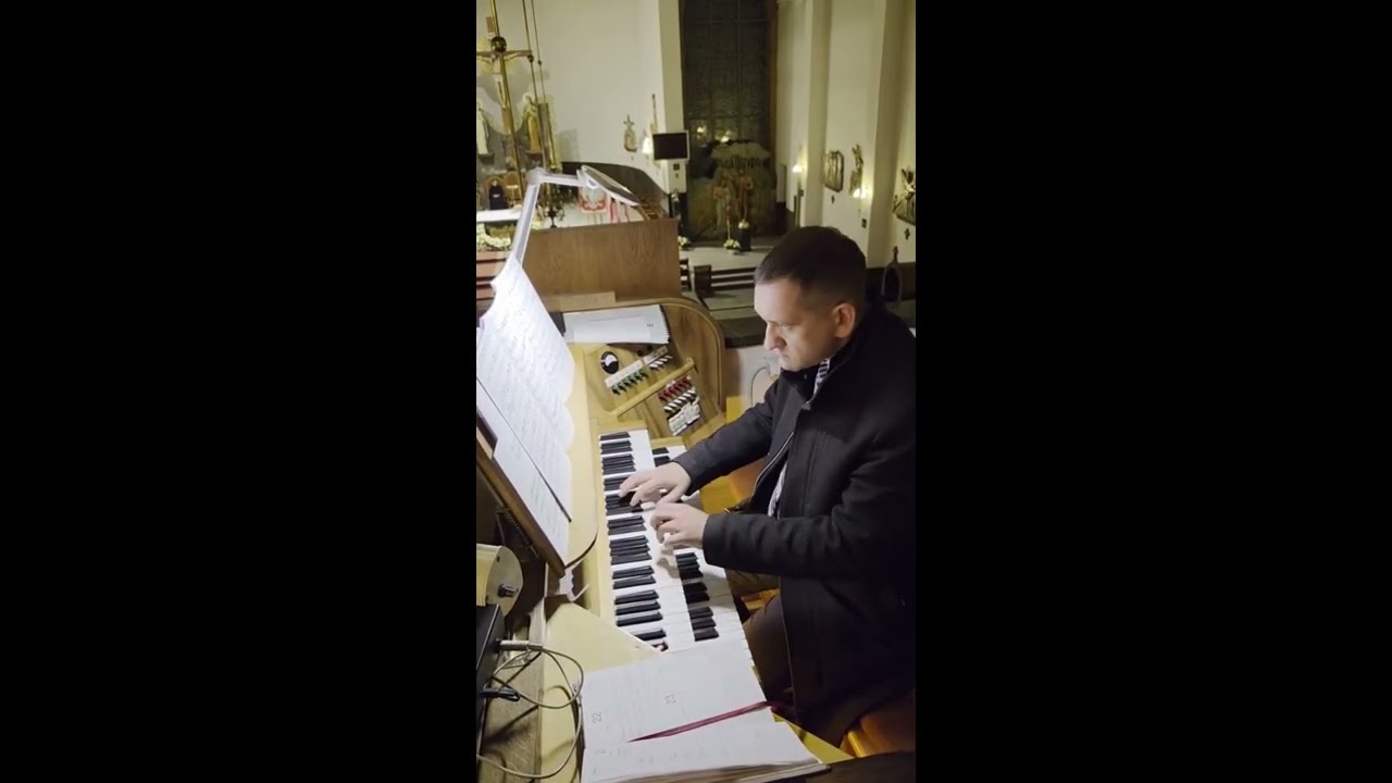 Johann Sebastian Bach (1685-1750) - Preludium g-moll BWV 808 (arr. S. Maryjewski)