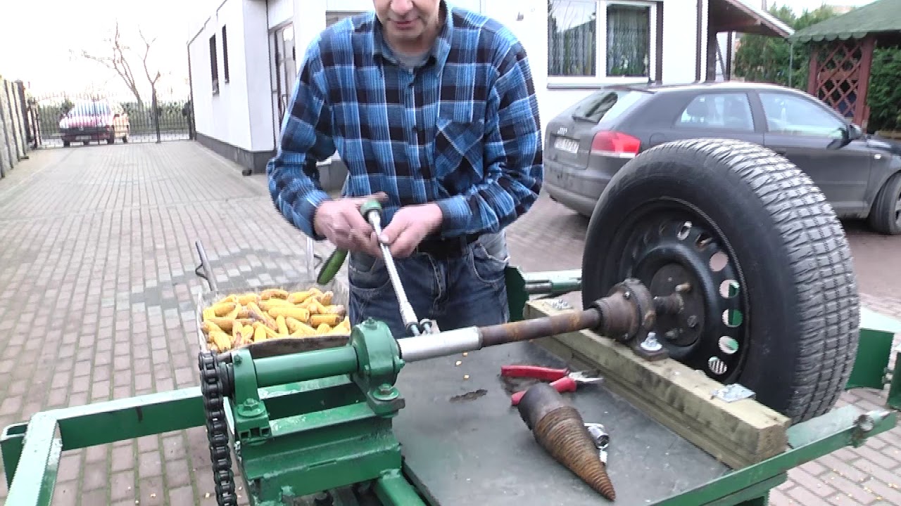 Łuparka do Kukurydzy///Corn peeling machine