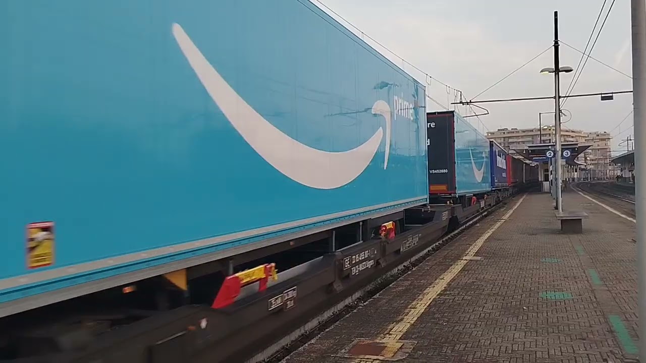 E193 283 Shining Example Txl con TEC Verona Chiasso ex Bologna Chiasso ottobre scorso