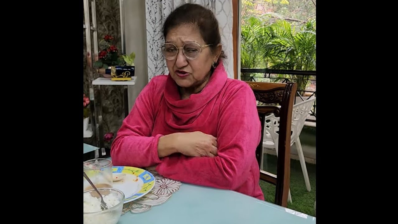 Ikk purani yaad watch and listen....