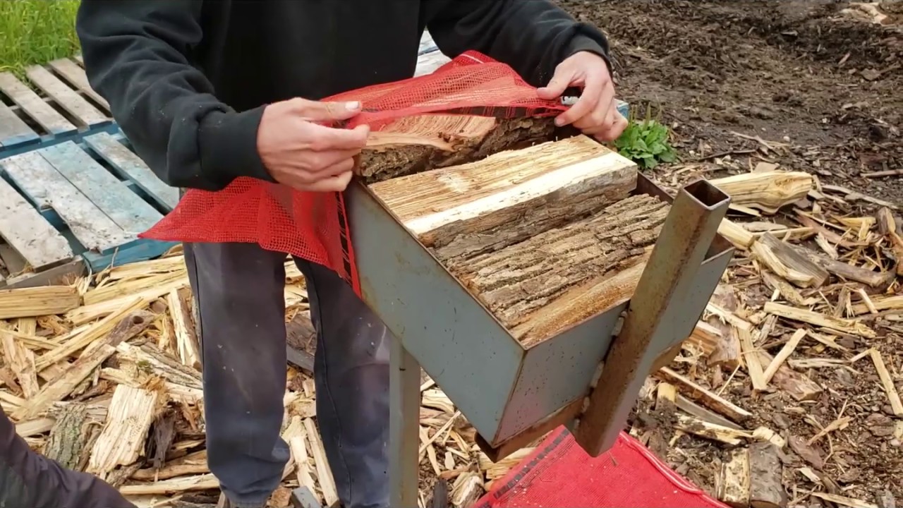 Eastonmade Firewood Bagging Operation