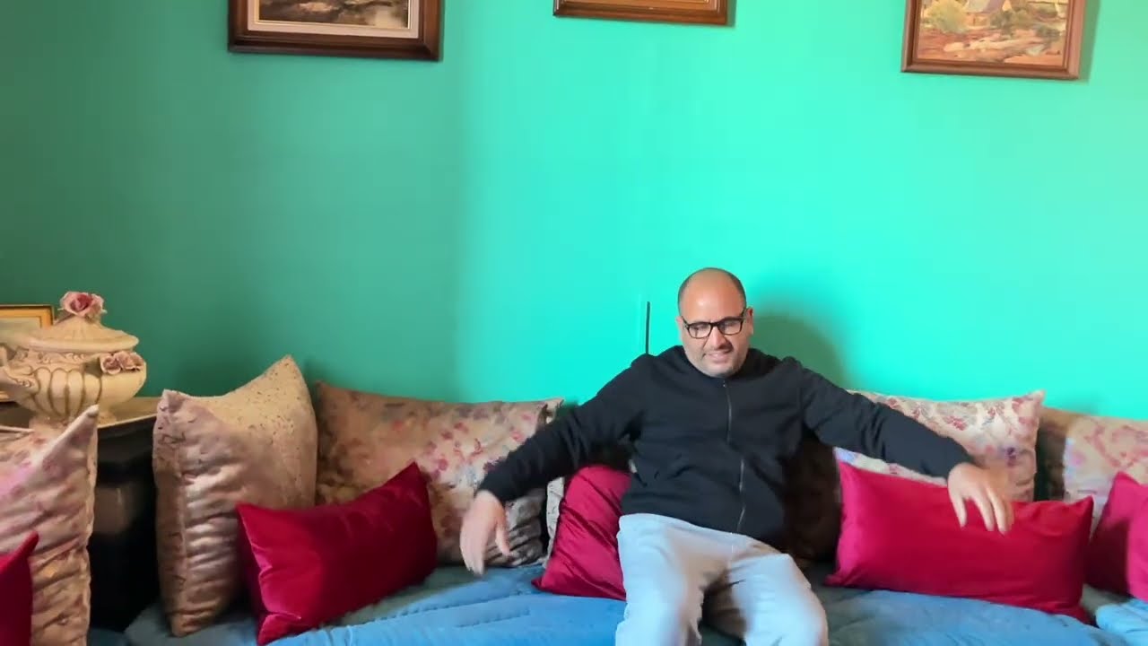 البدوية في خطار و المسودية رادا الولد لماليه فالمطار 😂👌🏽