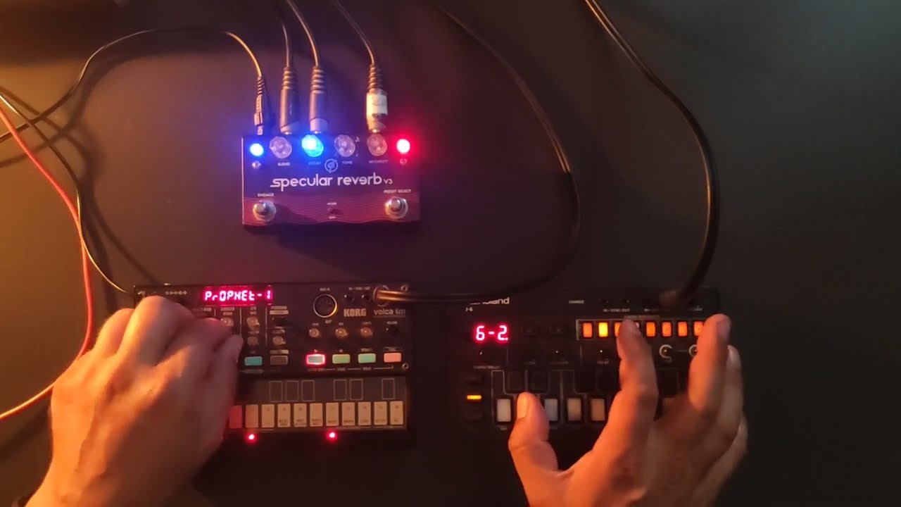 #Synthember2023 No. 4 // Relaxing Ambient Jam with Volca FM and Roland J-6