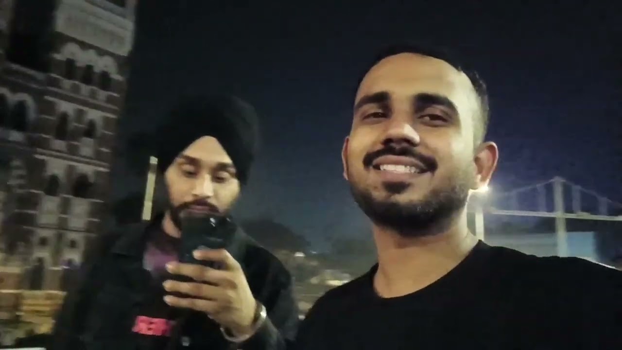 Last midnight tour of Mumbai 