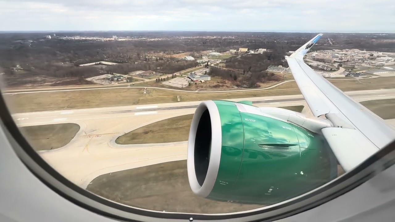 Frontier A321neo takeoff Cleveland 