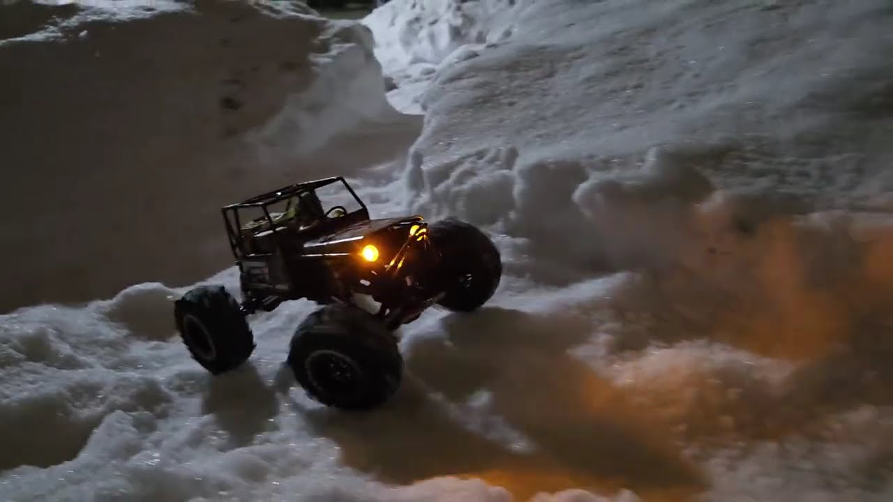 Wpl buggy in the snow. 