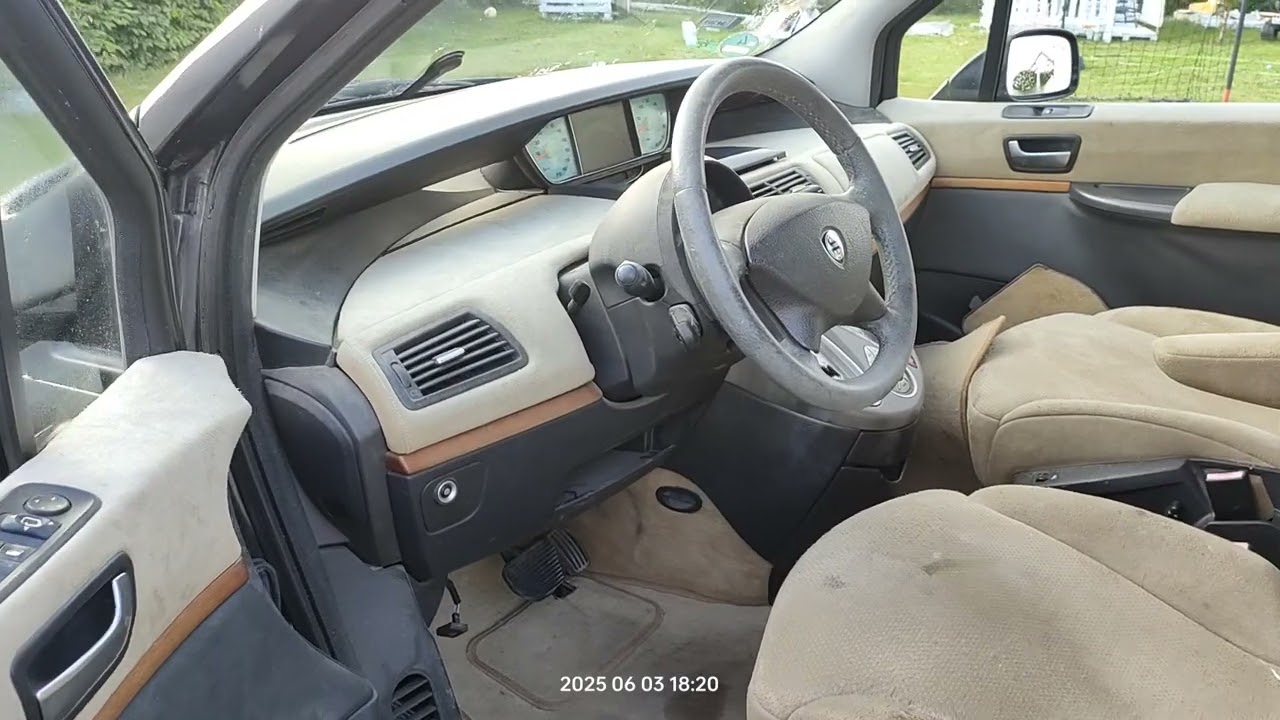 Lancia Phedra 3.0