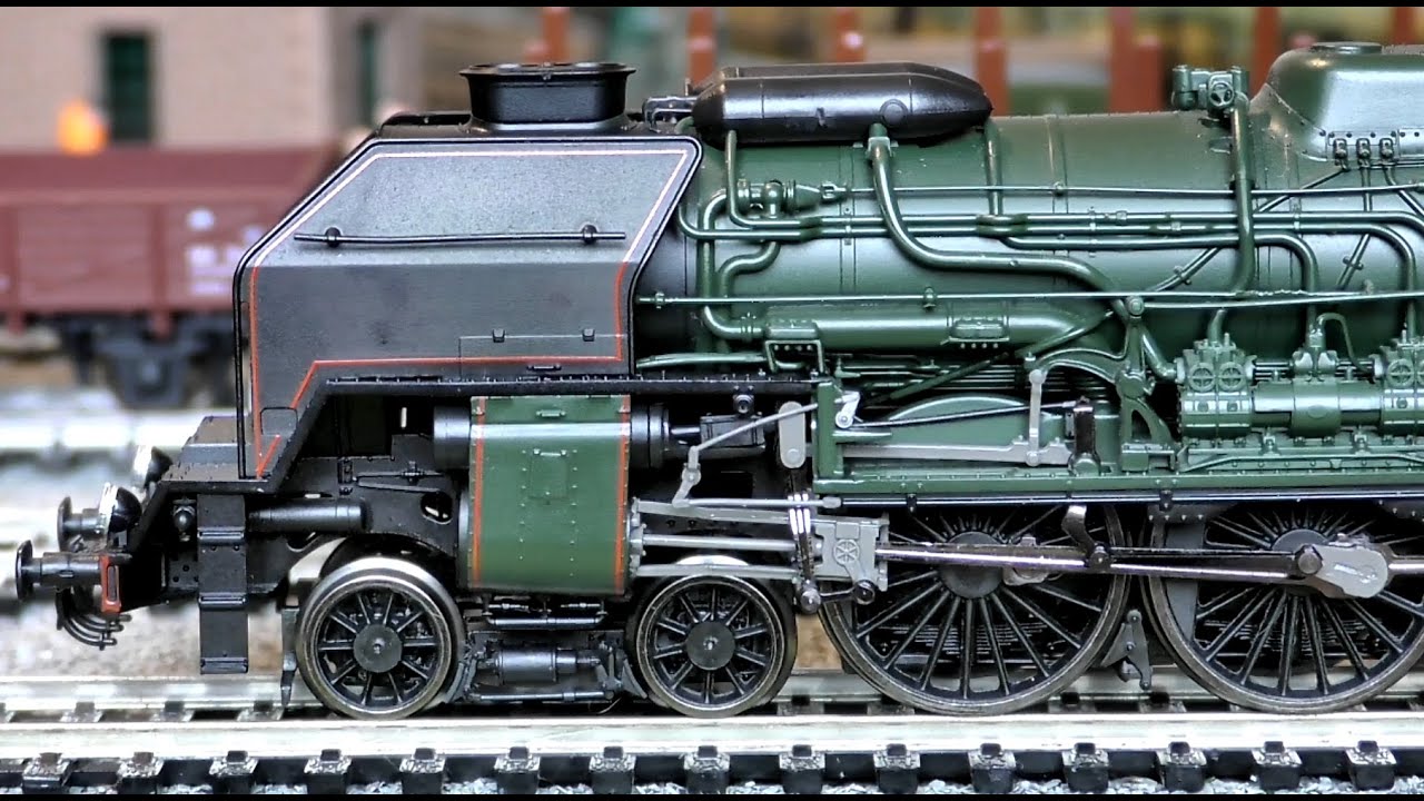 Jouef HJ2344 SNCF 241P Locomotive with Hornby HM7000 R7322 Sound Decoder