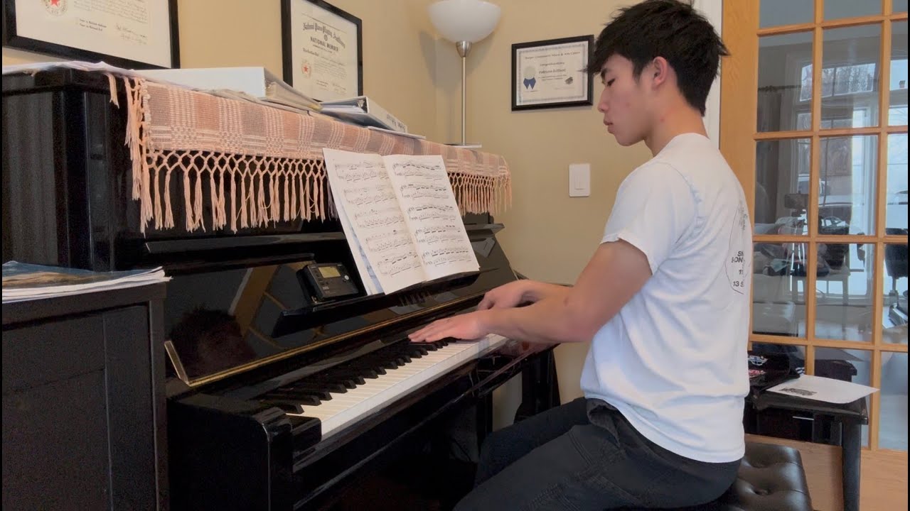 Playing Chopin's Fantaisie Impromptu Day 13