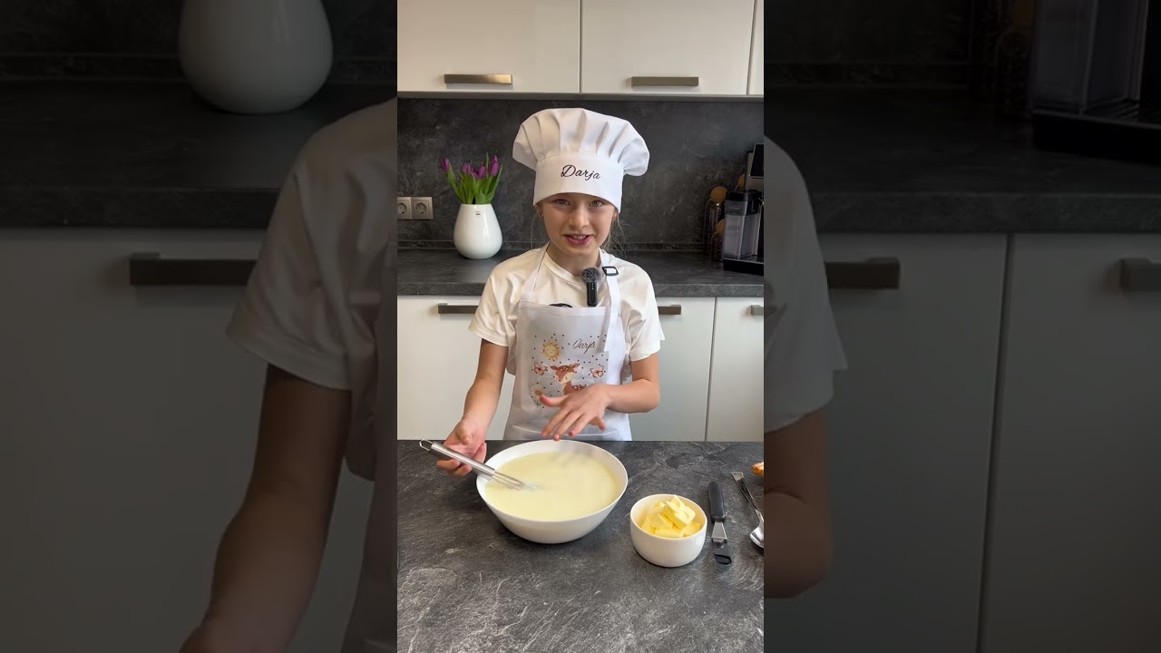 Blitz-Napoleon mit Blätterteig-Keksen – einfach und unglaublich lecker.
