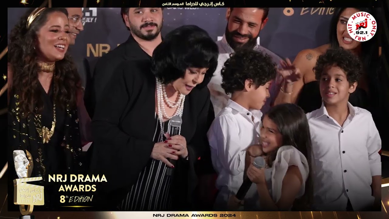 اغنية كامل العدد غناء اسعاد يونس بصحبة الاطفال من حفل توزيع جوائز كاس انرجي للدراما الموسم الثامن