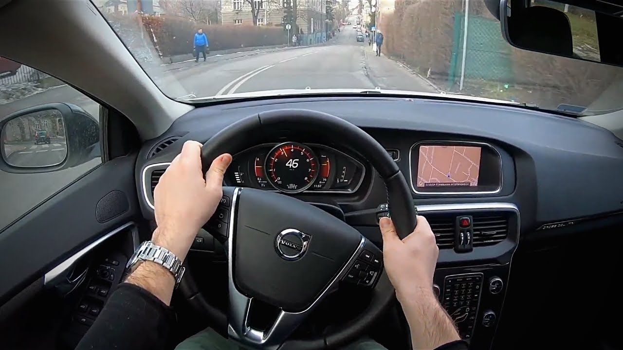 [POV] 2020 Volvo V40 Cross Country 1.5 T3 Test Drive