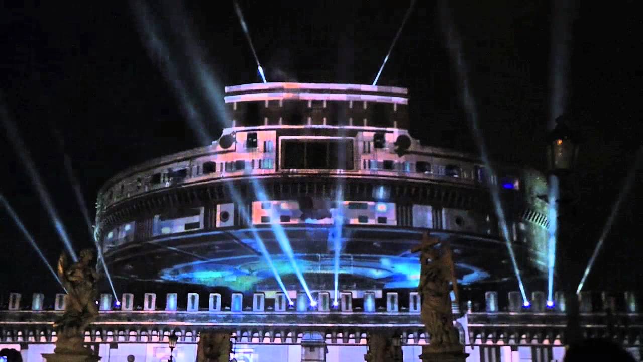 Nuova Playstation Ps4 Sony il lancio a Roma a Castel Sant'Angelo con il 3d mapping