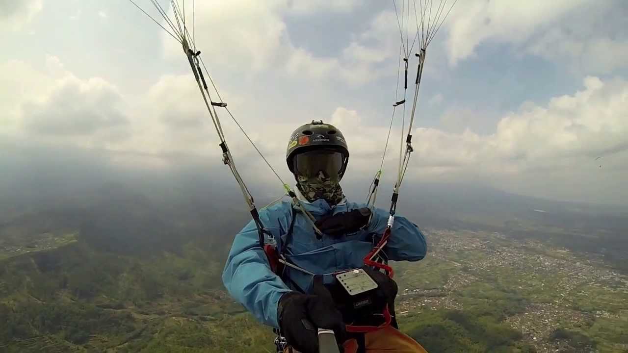 Ozone Ultralite 3, Paragliding in Batu Indonesia 2013