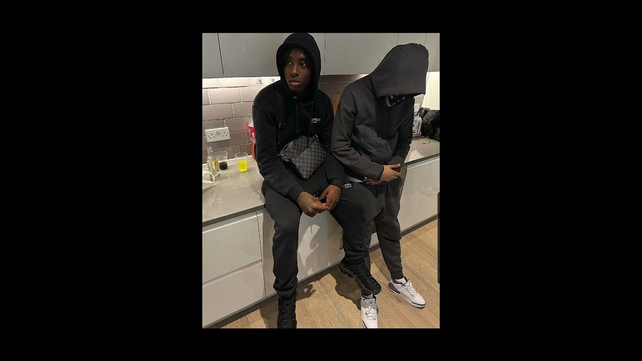 #MaliStrip Rondo Montana - Mother #uncensored