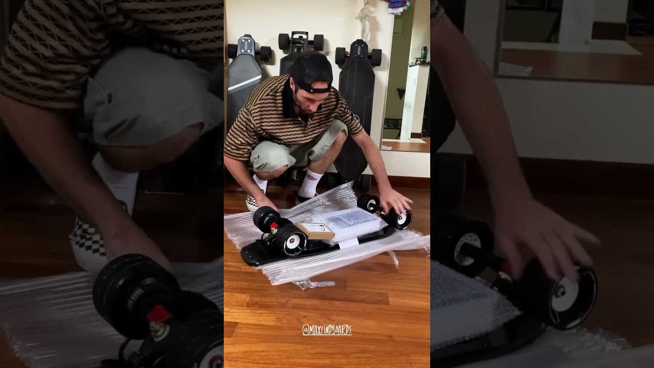 🎁 Unboxing the MAXFIND CYBER MINI Electric Skateboard &ndash; Small but Mighty!