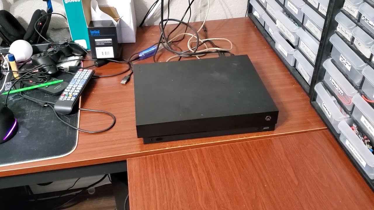 Trying to Fix Stuff: Xbox One X With E106 (and E102) Error