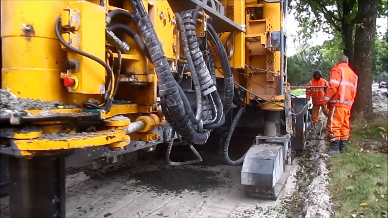 Aanleg Betonnen fietspad Elsloo