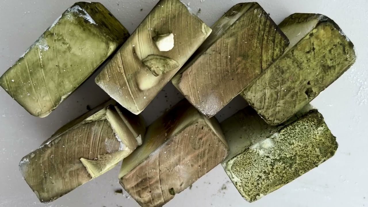 Green Chalk Crush | ASMR | Oddly Satisfying