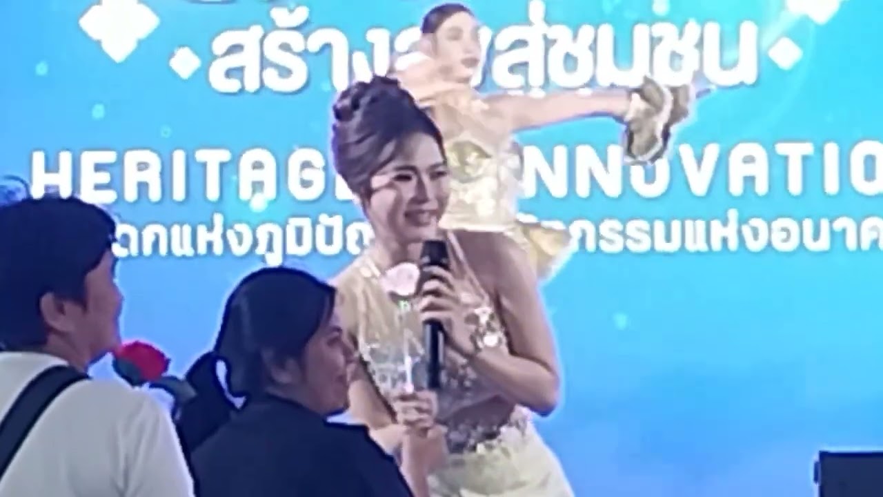 งาน otop สร้างสุขสู่ชุมชน ศาลากลางจังหวัดนครราชสีมา พบกับศิลปินพบ หนิง หนิง คำพระนาง