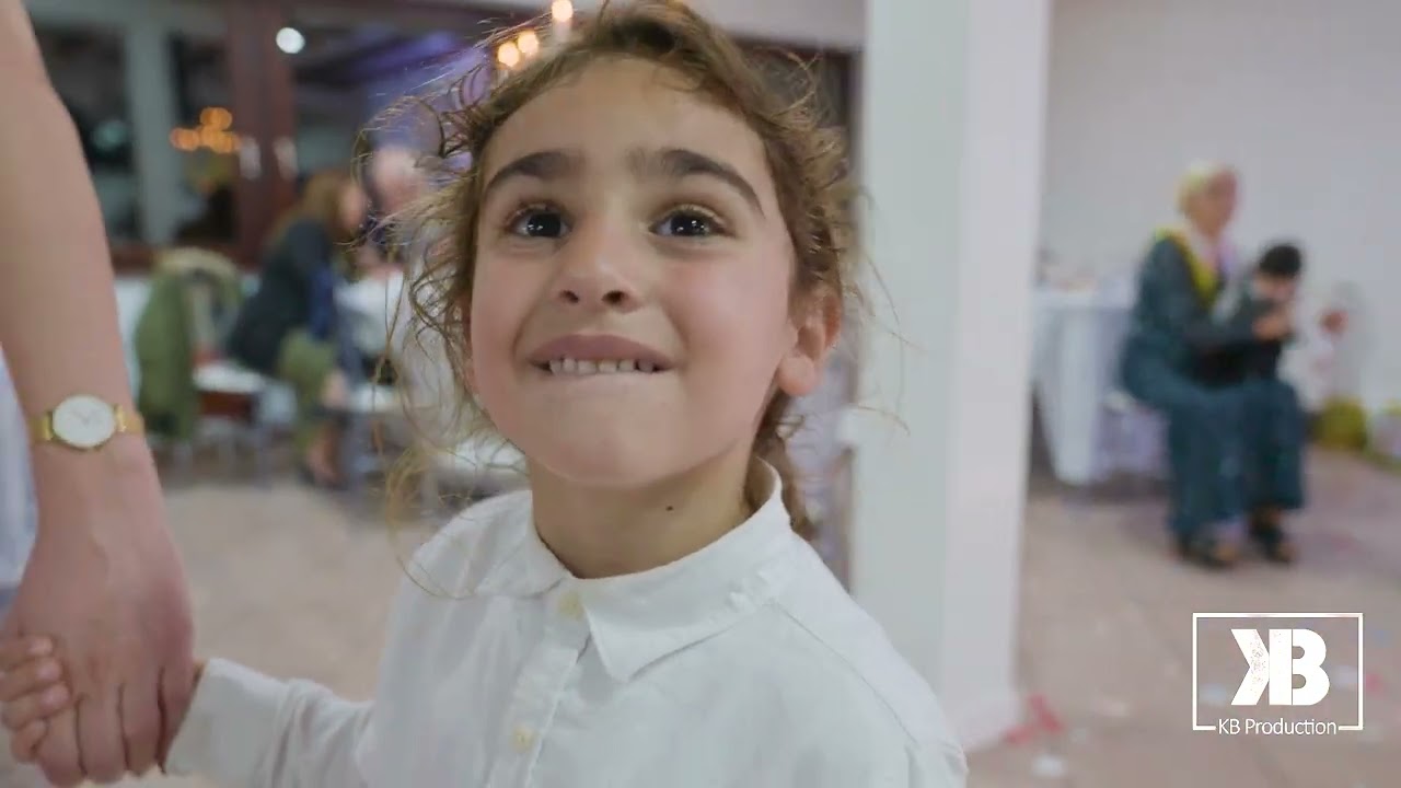 Avdis Besir - Halay Govend Assyrian Bespinli Ercis Hessanali Akbas ailesinin Belediye nikahi