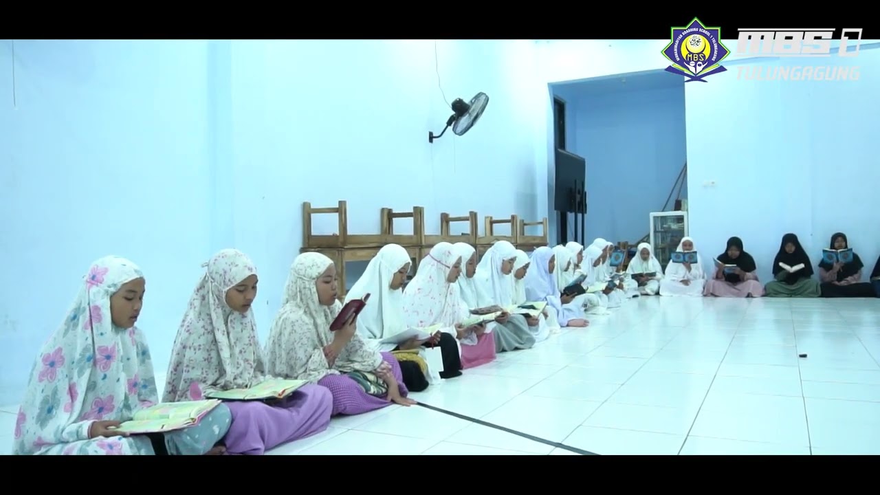 Ngaji Bareng, Rutinan Al Kahfi Malam Jum'at, Santri Putri MBS 1 Tulungagung