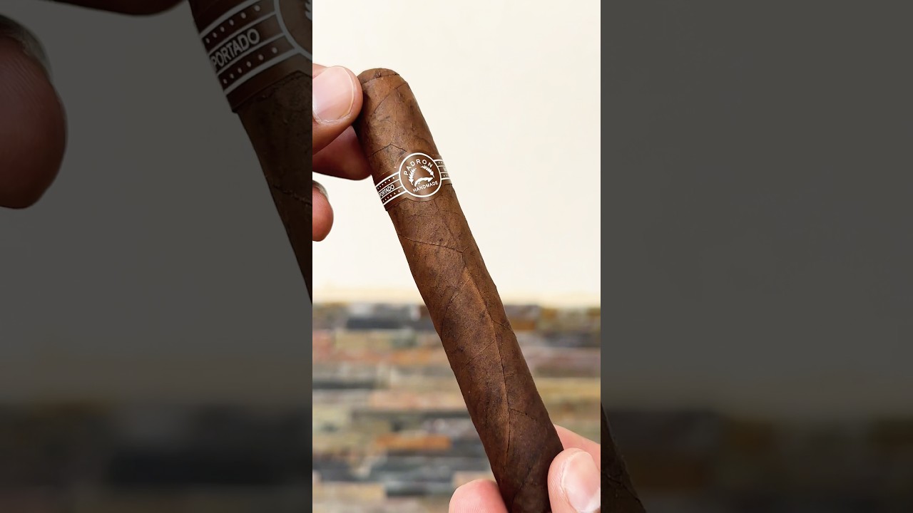 CIGAR ASMR | 🍂💨 Padron 5000 Maduro 💨 #asmr #shorts #cigar #cigarsociety